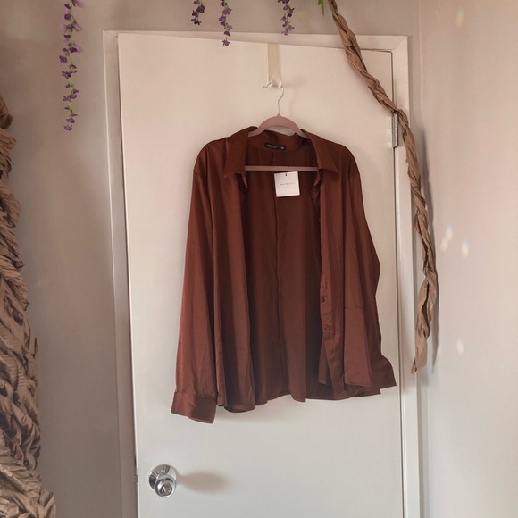 Brown satin button down Shein NWT - Picture 4 of 4